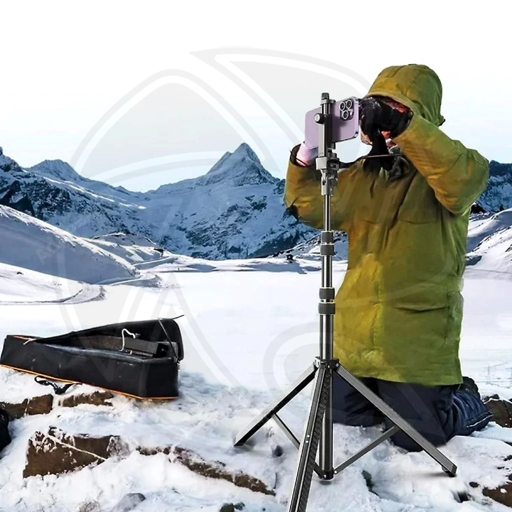 Neepho NP-688 Extendable Selfie Stick Tripod 2.1m